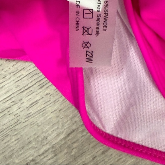 Younique Hot Pink Swimsuit Set 22W - Picture 10 of 12